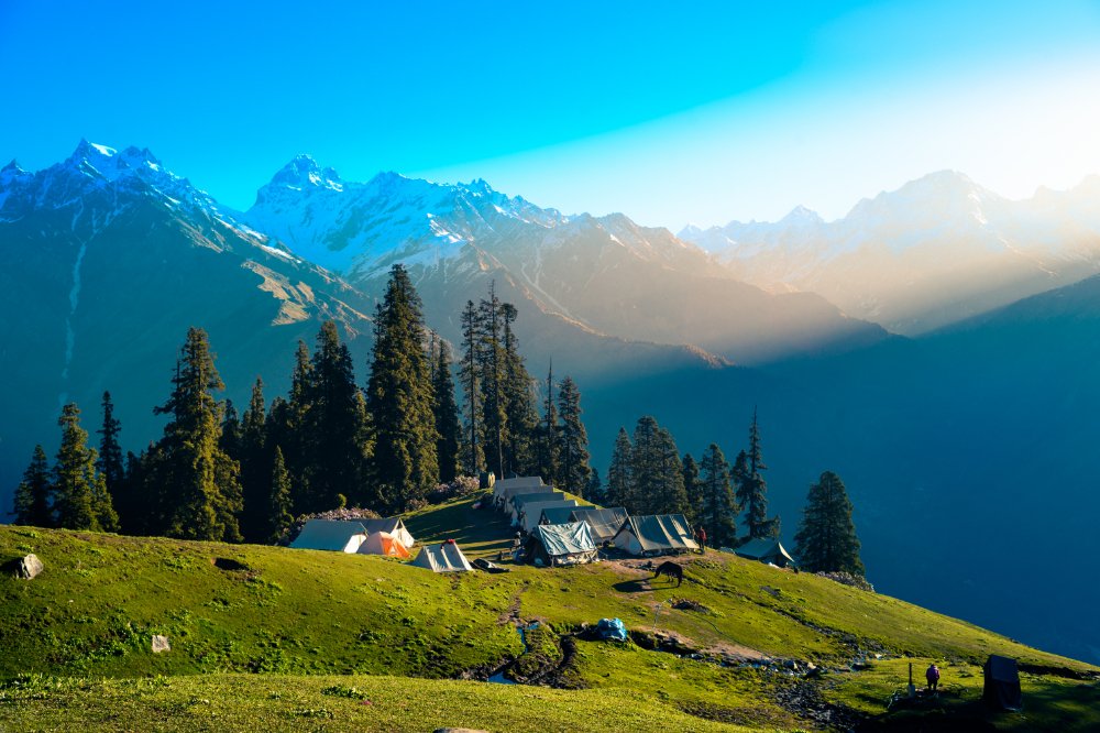 Ghaziabad to Kasol Tempo Traveller