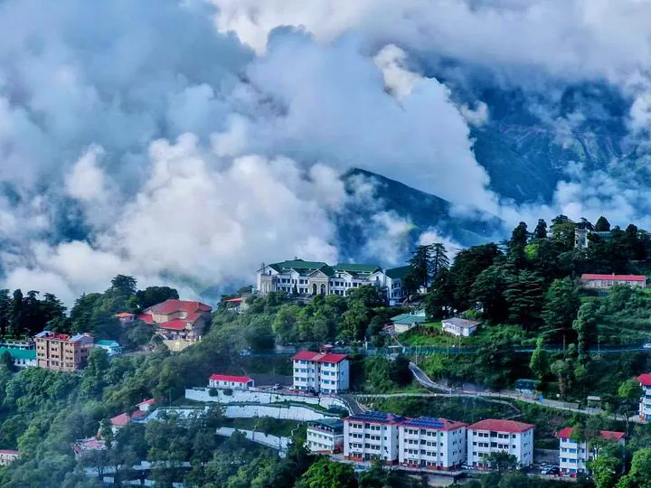 Ghaziabad to Mussoorie Tempo Traveller